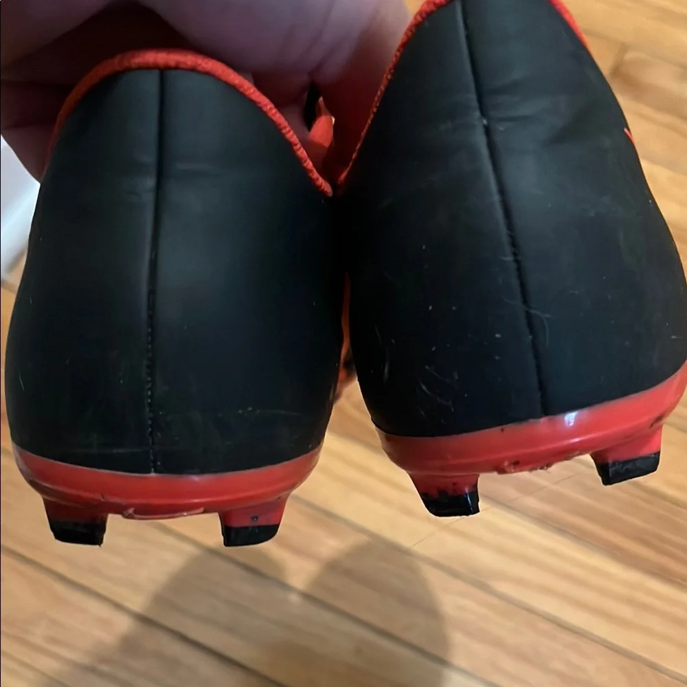 Nike Phantom Venom Academy FG 'Black Crimson